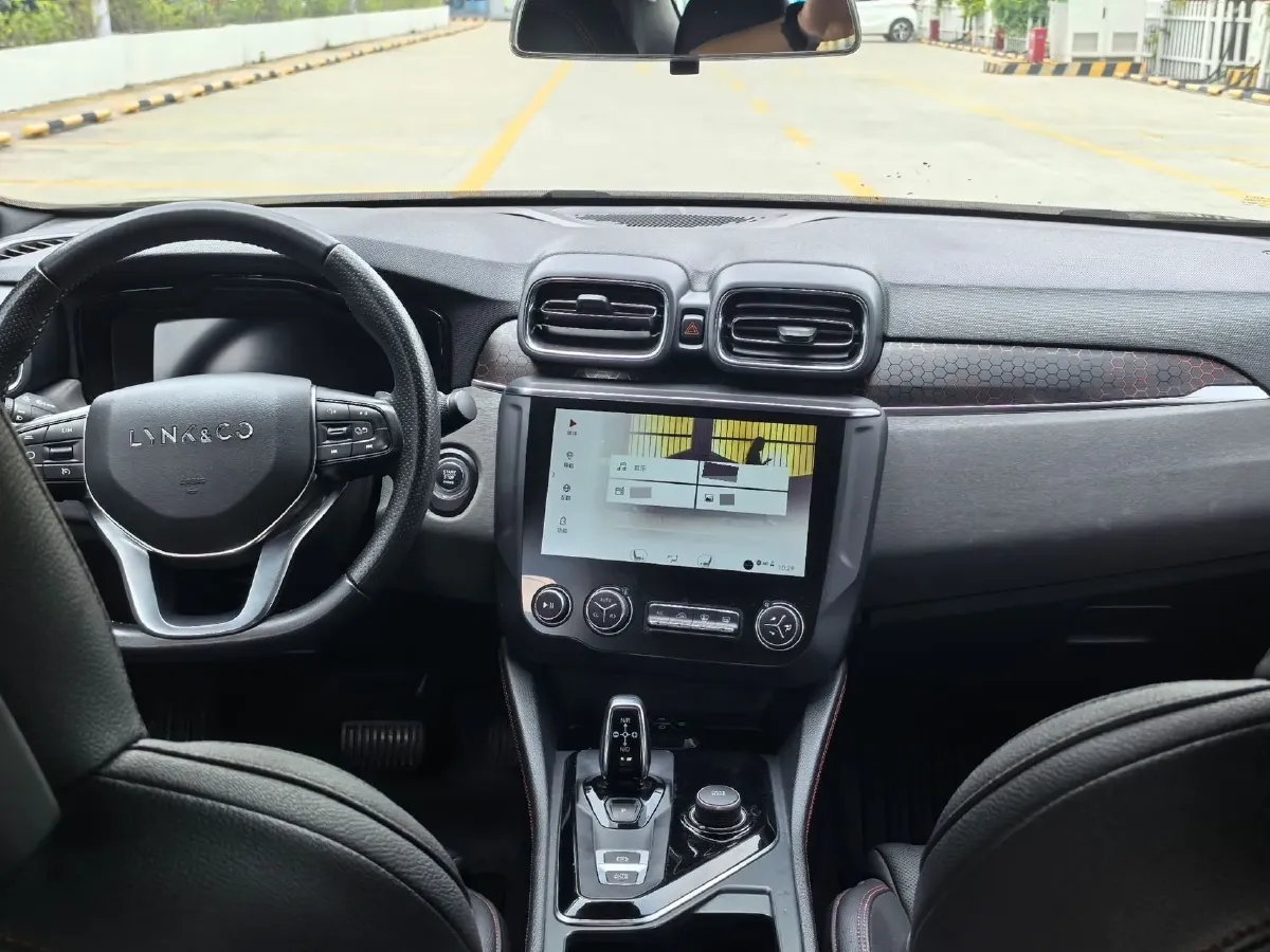 2020 LYNK&CO 03 1.5T 180HP L3 7DCT,autocango,china used car exporter,china ev exporter,chinese used car exporter,chinese used ev exporter