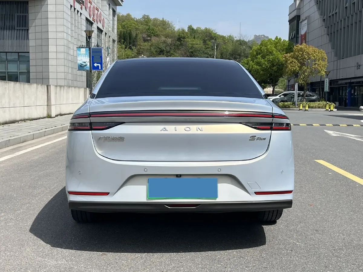 2022 ChangAn Oshan Z6 1.5T 170HP L4 6TCT PHEV 28.4KWH,autocango,china used car exporter,china ev exporter,chinese used car exporter,chinese used ev exporter