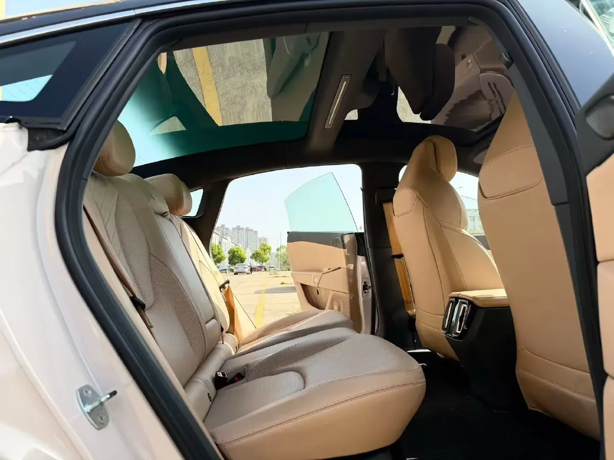 2025 ARCFOX αS5 BEV,autocango,china used car exporter,china ev exporter,chinese used car exporter,chinese used ev exporter