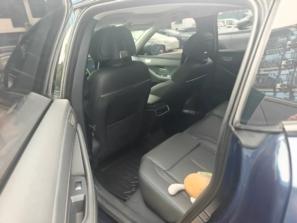 2022 DongFeng Forthing LingZhi EV BEV 68.4KWH,autocango,china used car exporter,china ev exporter,chinese used car exporter,chinese used ev exporter