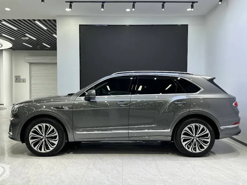 2021 Bentley Bentayga 4.0T 550HP V8 8AT,autocango,china used car exporter,china ev exporter,chinese used car exporter,chinese used ev exporter