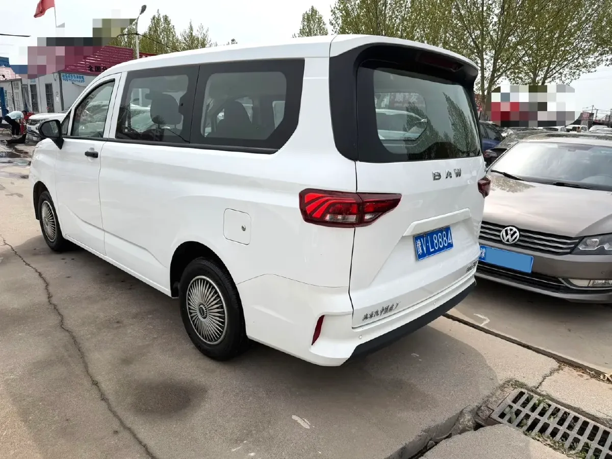 2023 BAW RuiSheng Trump M7 1.6L 124HP L4 5MT,autocango,china used car exporter,china ev exporter,chinese used car exporter,chinese used ev exporter