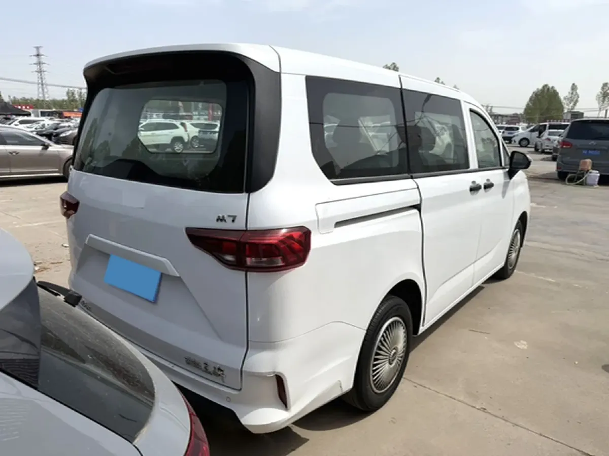 2023 BAW RuiSheng Trump M7 1.6L 124HP L4 5MT,autocango,china used car exporter,china ev exporter,chinese used car exporter,chinese used ev exporter