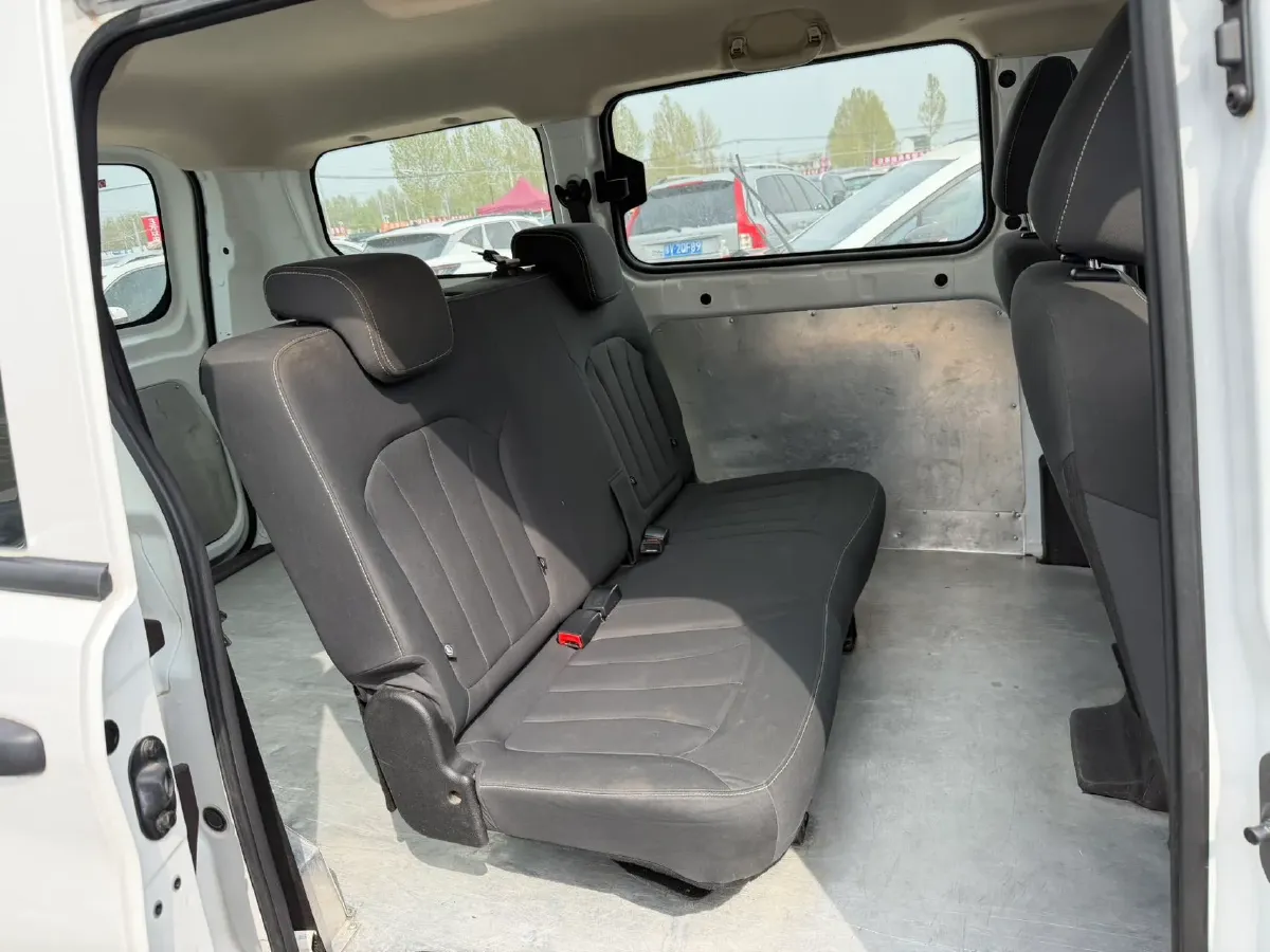 2023 BAW RuiSheng Trump M7 1.6L 124HP L4 5MT,autocango,china used car exporter,china ev exporter,chinese used car exporter,chinese used ev exporter