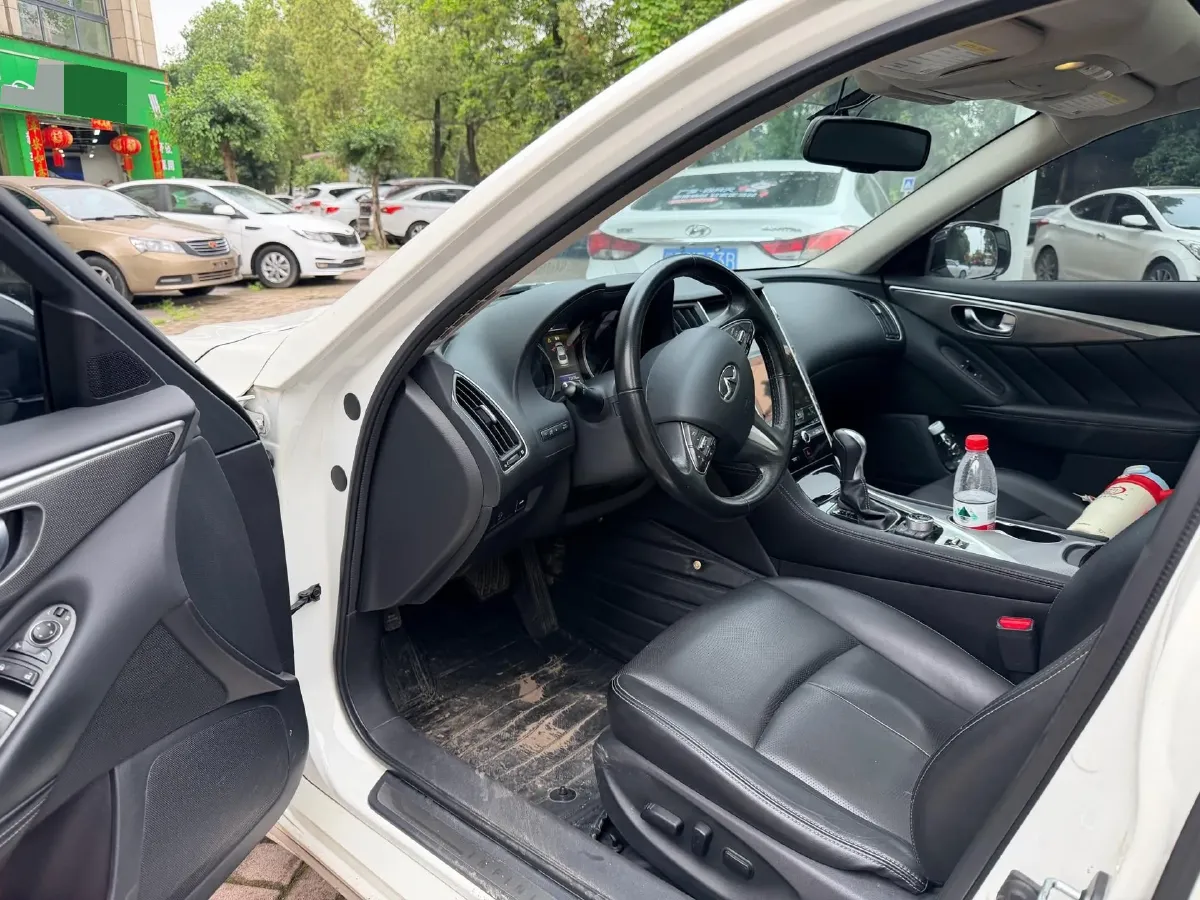 2016 Infiniti Q50L 2.0T 211HP L4 7AT,autocango,china used car exporter,china ev exporter,chinese used car exporter,chinese used ev exporter