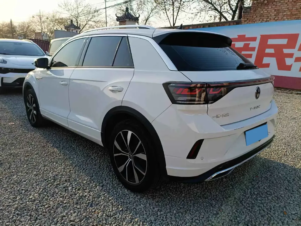 2023 Volkswagen T-Roc 1.5T 160HP L4 7DCT,autocango,china used car exporter,china ev exporter,chinese used car exporter,chinese used ev exporter