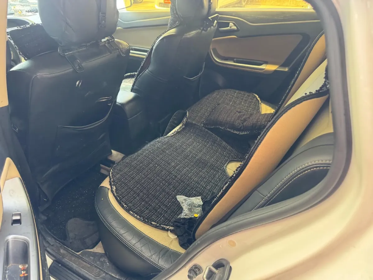 2015 HaiMa Family 1.5T 156HP L4 6AT,autocango,china used car exporter,china ev exporter,chinese used car exporter,chinese used ev exporter