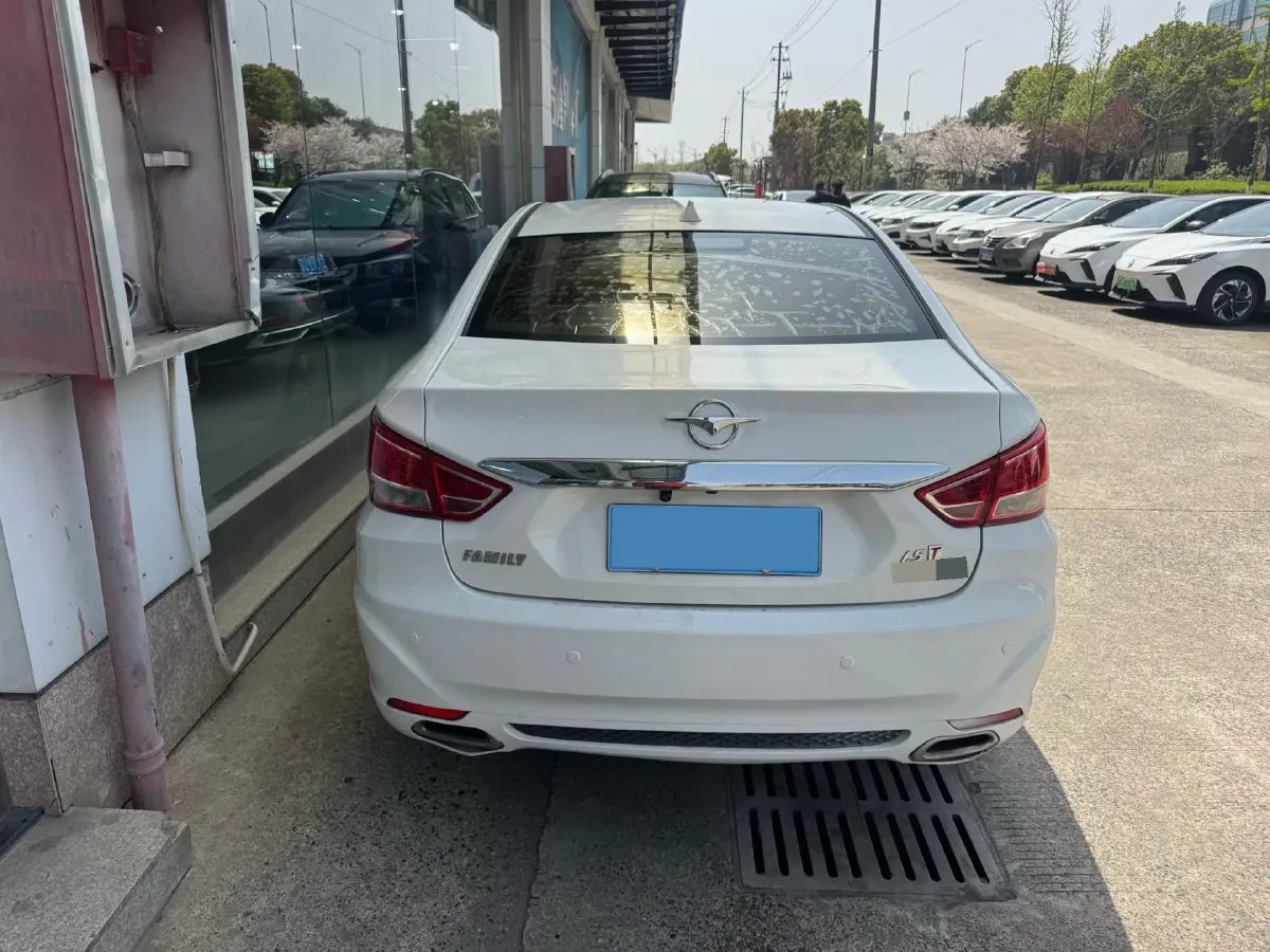 2015 HaiMa Family 1.5T 156HP L4 6AT,autocango,china used car exporter,china ev exporter,chinese used car exporter,chinese used ev exporter