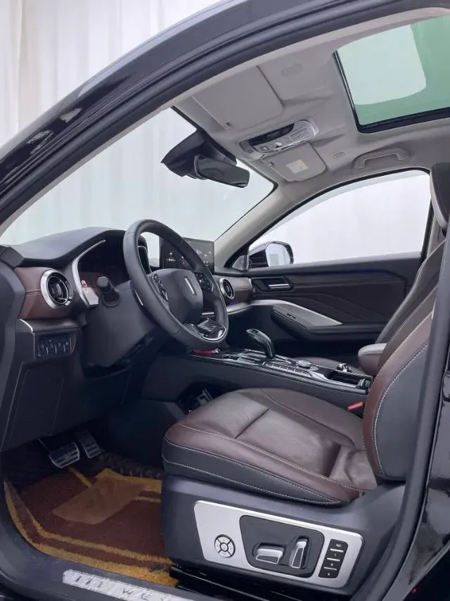 2021 WEY VV6 2.0T 227HP L4 7DCT,autocango,china used car exporter,china ev exporter,chinese used car exporter,chinese used ev exporter