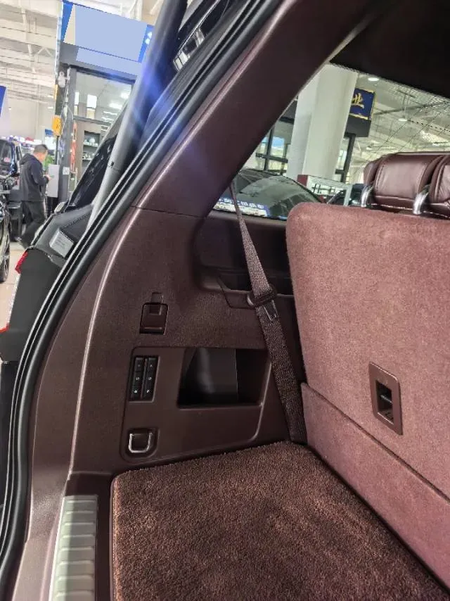 2020 Lincoln Navigator 3.5T 388HP V6 10AT,autocango,china used car exporter,china ev exporter,chinese used car exporter,chinese used ev exporter