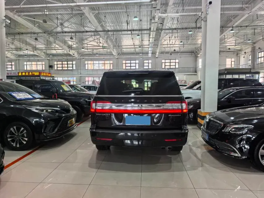 2020 Lincoln Navigator 3.5T 388HP V6 10AT,autocango,china used car exporter,china ev exporter,chinese used car exporter,chinese used ev exporter