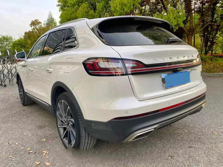 2019 Lincoln Nautilus 2.7T 329HP V6 8AT,autocango,china used car exporter,china ev exporter,chinese used car exporter,chinese used ev exporter