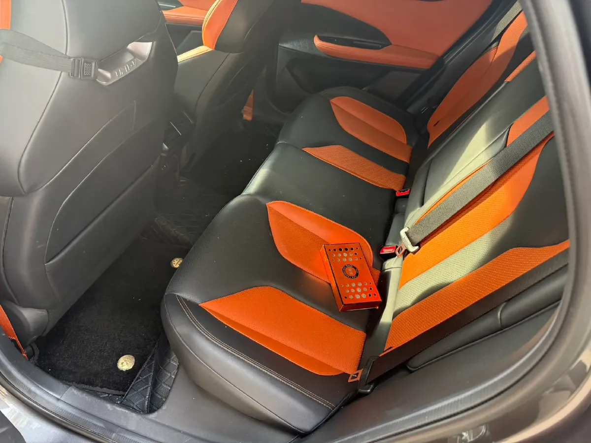 2023 ChangAn UNI-V 1.5T 188HP L4 7DCT,autocango,china used car exporter,china ev exporter,chinese used car exporter,chinese used ev exporter