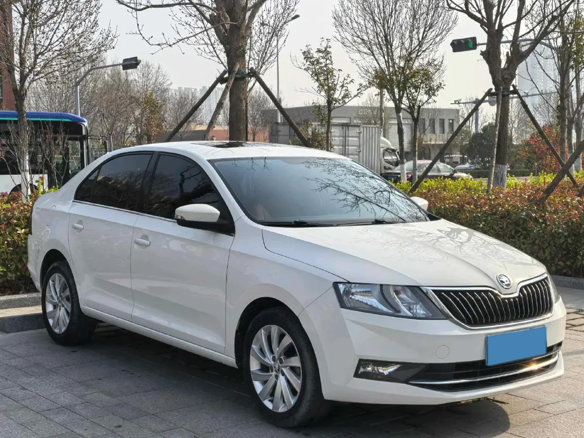 2018 Skoda Rapid 1.6L 110HP L4 6AT,autocango,china used car exporter,china ev exporter,chinese used car exporter,chinese used ev exporter