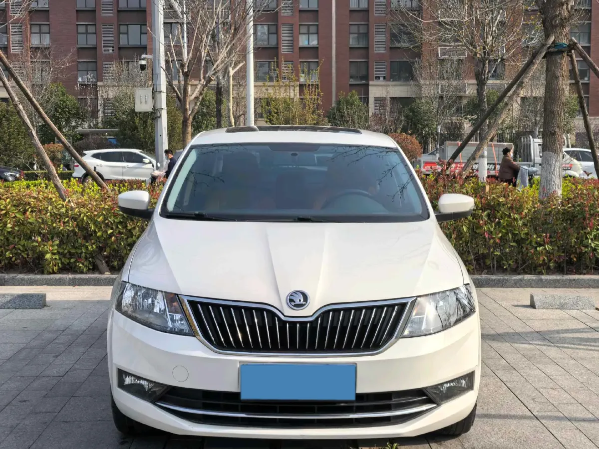 2018 Skoda Rapid 1.6L 110HP L4 6AT,autocango,china used car exporter,china ev exporter,chinese used car exporter,chinese used ev exporter