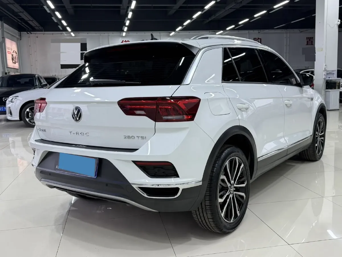 2022 Volkswagen T-Roc 1.4T 150HP L4 7DCT,autocango,china used car exporter,china ev exporter,chinese used car exporter,chinese used ev exporter