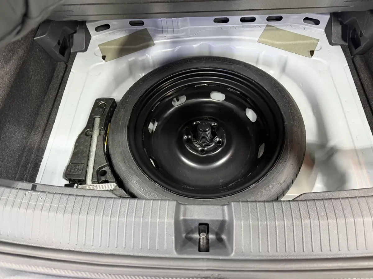 2022 Volkswagen T-Roc 1.4T 150HP L4 7DCT,autocango,china used car exporter,china ev exporter,chinese used car exporter,chinese used ev exporter