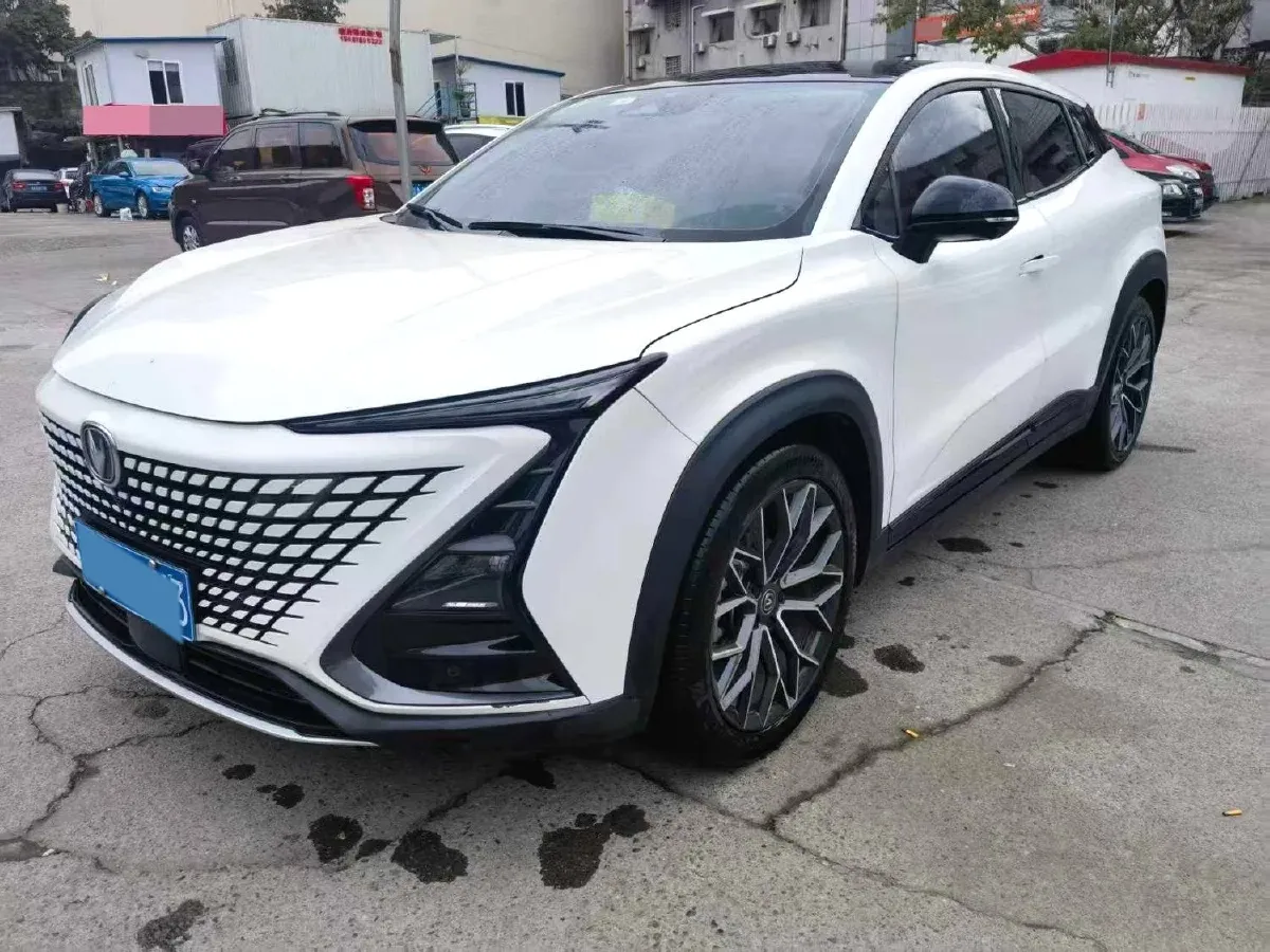 2022 ChangAn UNI-T 1.5T 188HP L4 7DCT,autocango,china used car exporter,china ev exporter,chinese used car exporter,chinese used ev exporter