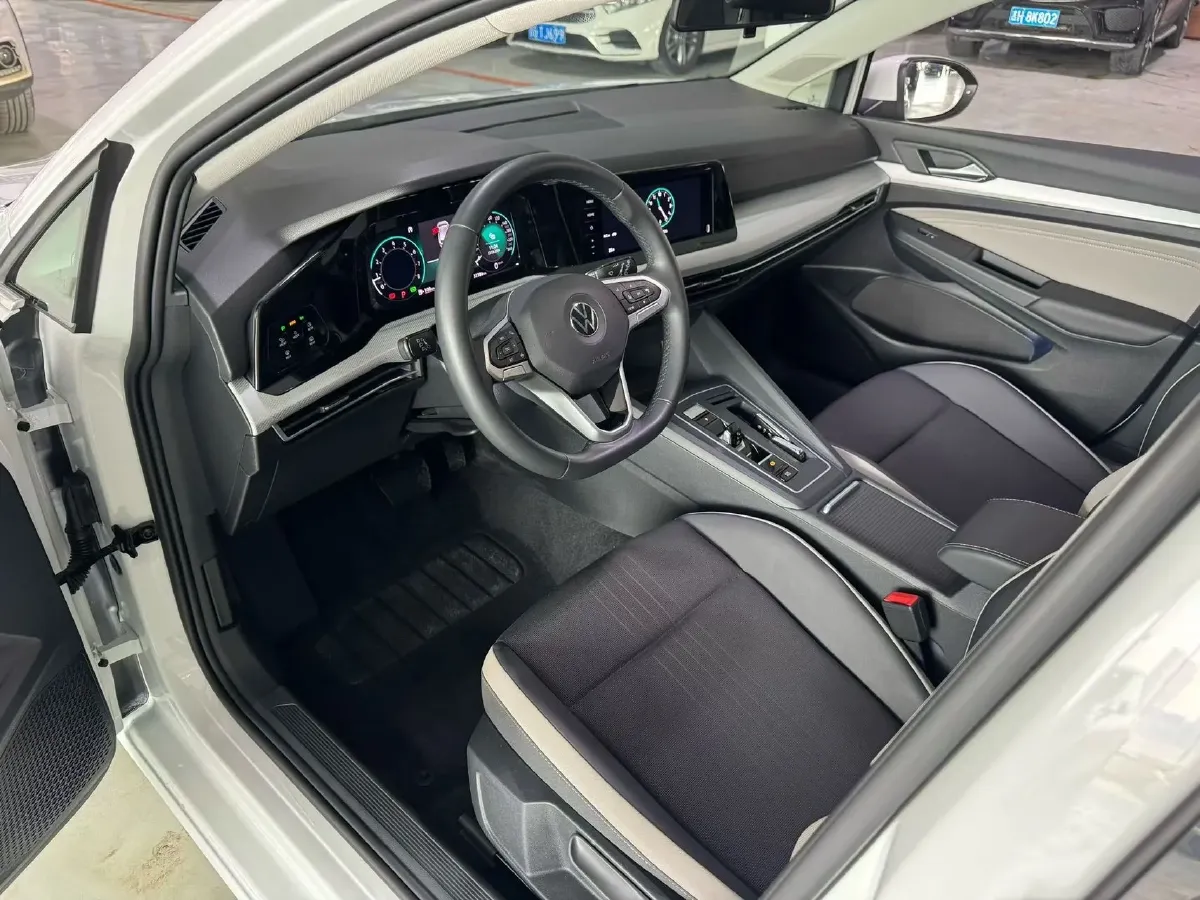 2021 Volkswagen Golf 1.4T 150HP L4 7DCT,autocango,china used car exporter,china ev exporter,chinese used car exporter,chinese used ev exporter