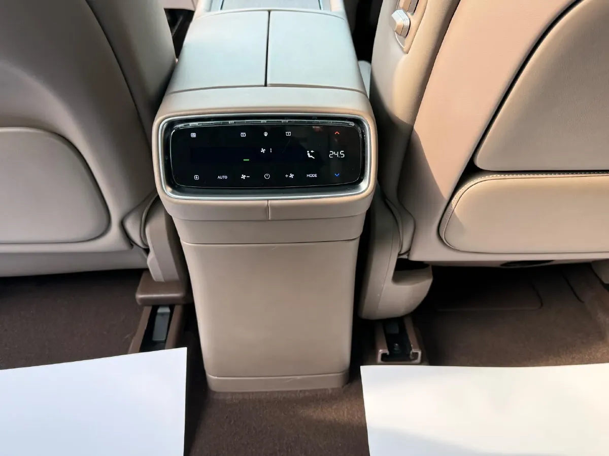 2024 HIMA AITO M9 1.5T 152HP L4 REEV 52KWH,autocango,china used car exporter,china ev exporter,chinese used car exporter,chinese used ev exporter