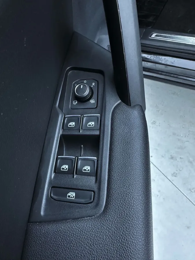 2022 Volkswagen Tayron 1.4T 150HP L4 7DCT,autocango,china used car exporter,china ev exporter,chinese used car exporter,chinese used ev exporter