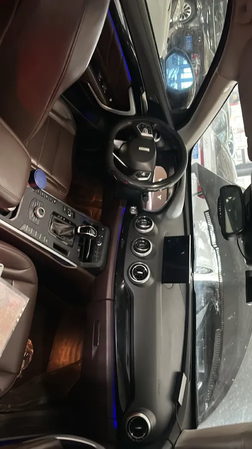 2017 WEY VV7 2.0T 234HP L4 7DCT,autocango,china used car exporter,china ev exporter,chinese used car exporter,chinese used ev exporter