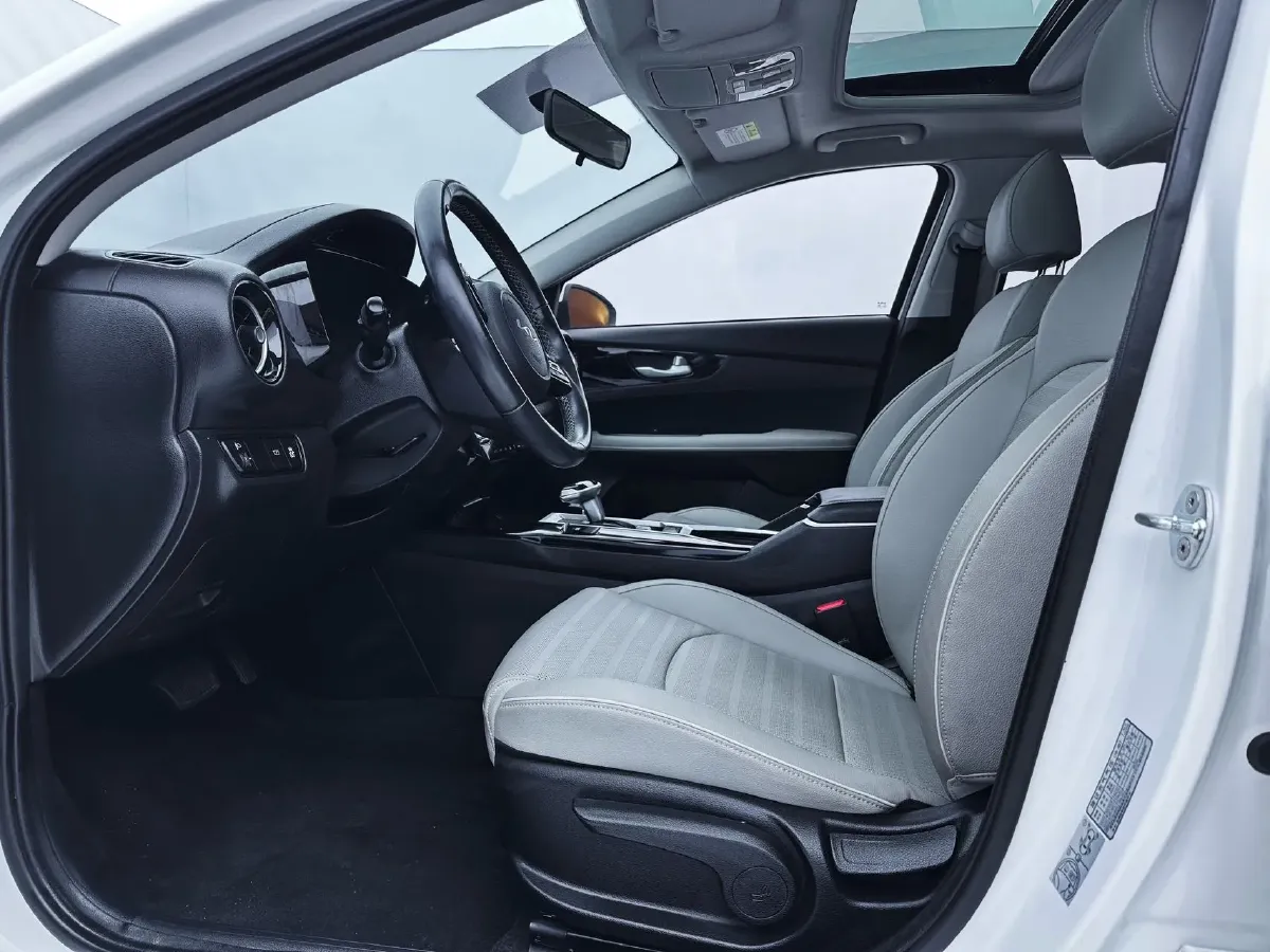 2023 Kia K3 1.5L 115HP L4 CVT,autocango,china used car exporter,china ev exporter,chinese used car exporter,chinese used ev exporter