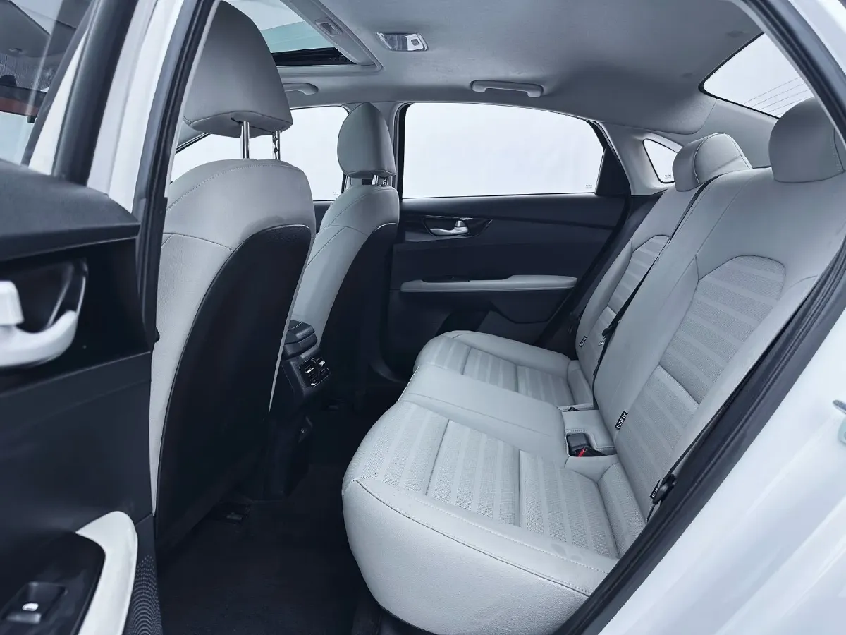 2023 Kia K3 1.5L 115HP L4 CVT,autocango,china used car exporter,china ev exporter,chinese used car exporter,chinese used ev exporter