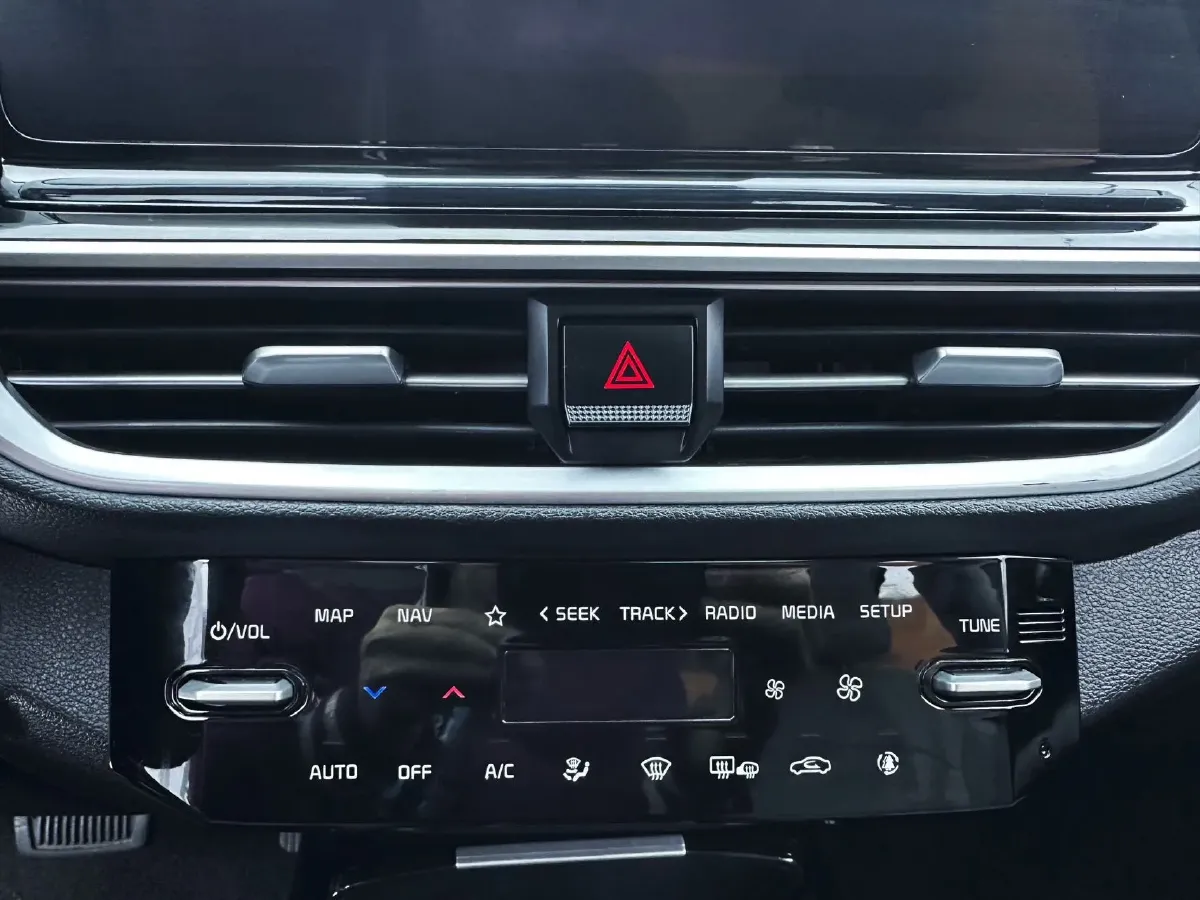 2023 Kia K3 1.5L 115HP L4 CVT,autocango,china used car exporter,china ev exporter,chinese used car exporter,chinese used ev exporter