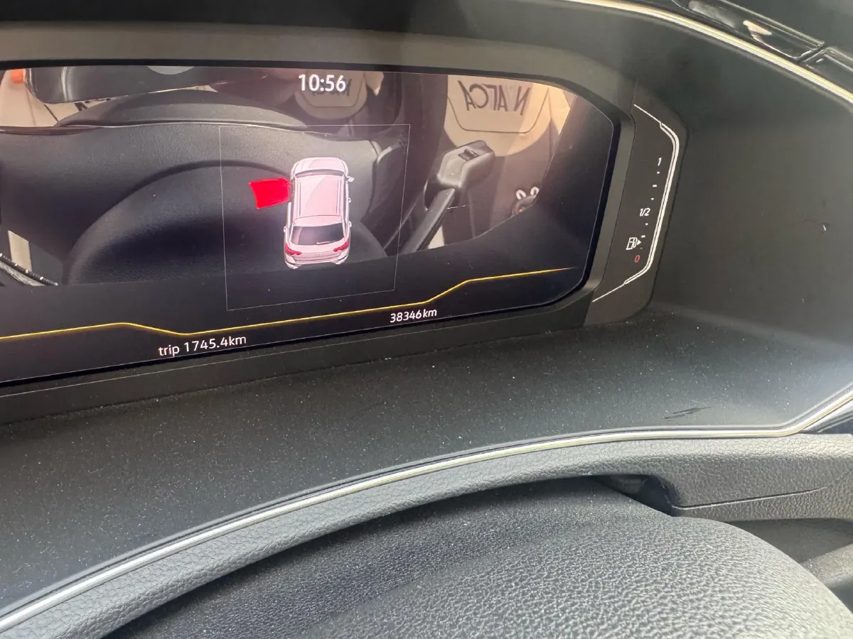 2022 Volkswagen T-Roc 1.4T 150HP L4 7DCT,autocango,china used car exporter,china ev exporter,chinese used car exporter,chinese used ev exporter