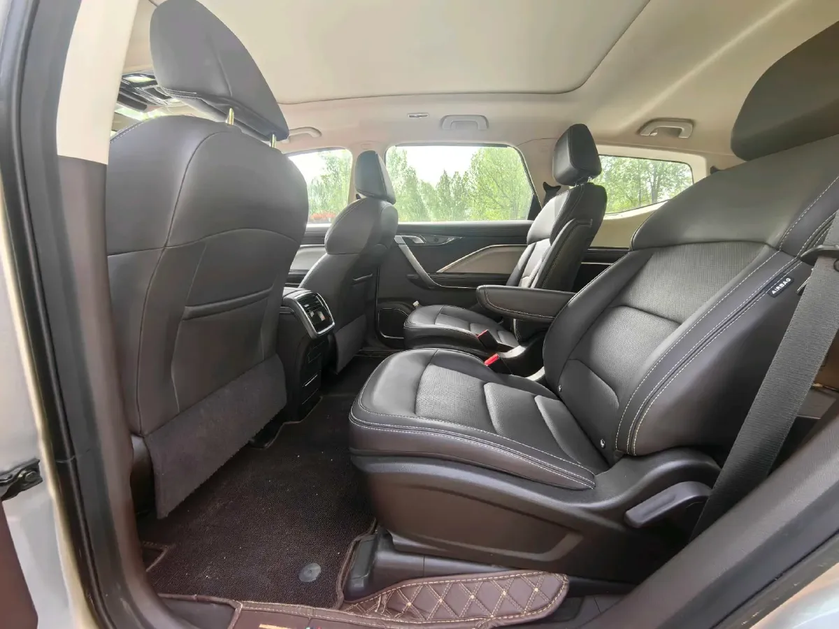 2021 Geely JiaJi 1.5T 177HP L3 7DCT,autocango,china used car exporter,china ev exporter,chinese used car exporter,chinese used ev exporter