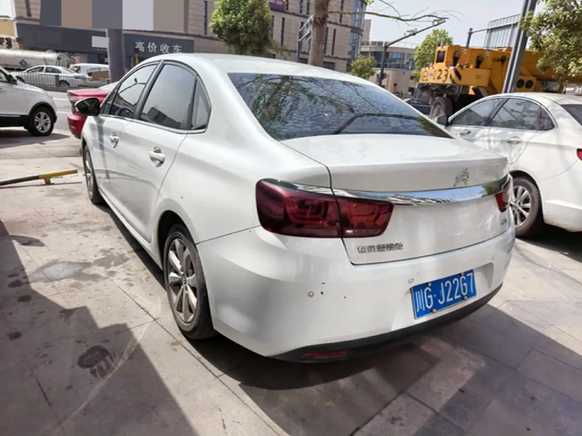 2018 Citroen C4 C-Quatre 1.6L 117HP L4 5MT,autocango,china used car exporter,china ev exporter,chinese used car exporter,chinese used ev exporter