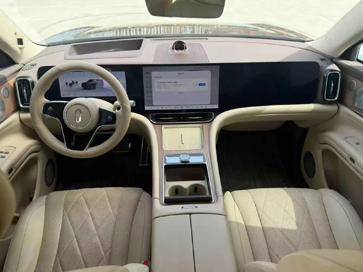 2024 AITO AITO M9 1.5T 152HP L4 REEV 42KWH,autocango,china used car exporter,china ev exporter,chinese used car exporter,chinese used ev exporter