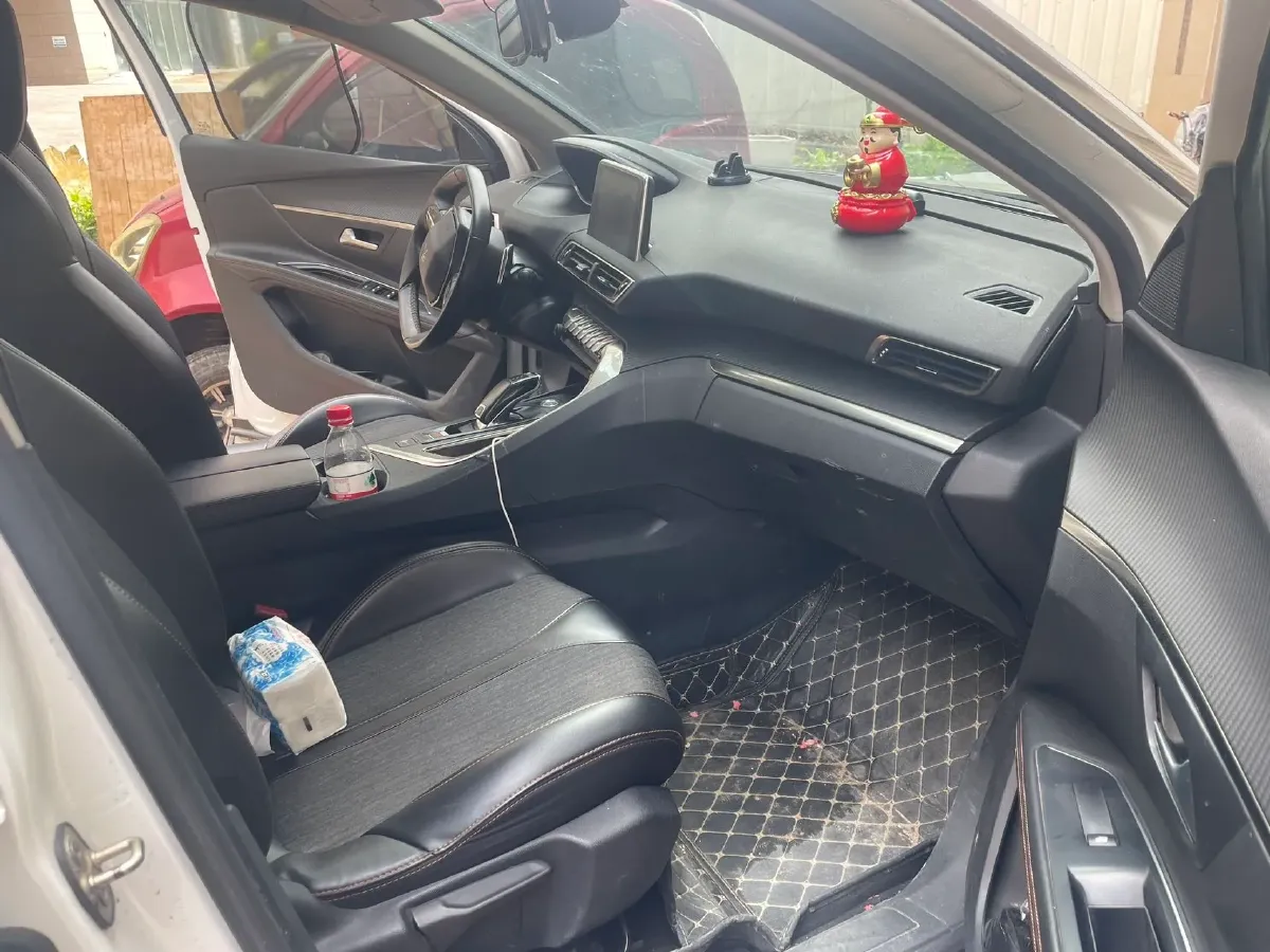 2019 Peugeot 5008 1.8T 204HP L4 6AT,autocango,china used car exporter,china ev exporter,chinese used car exporter,chinese used ev exporter