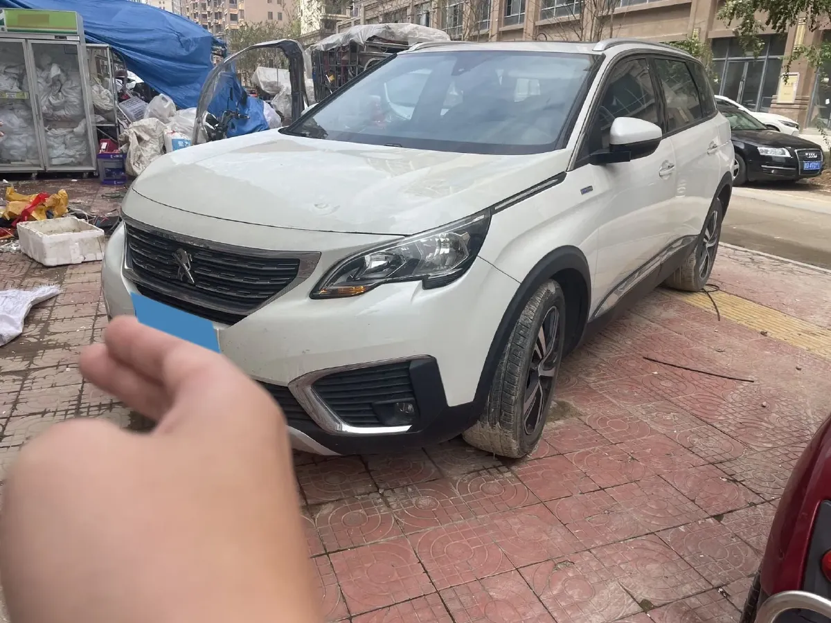 2019 Peugeot 5008 1.8T 204HP L4 6AT,autocango,china used car exporter,china ev exporter,chinese used car exporter,chinese used ev exporter