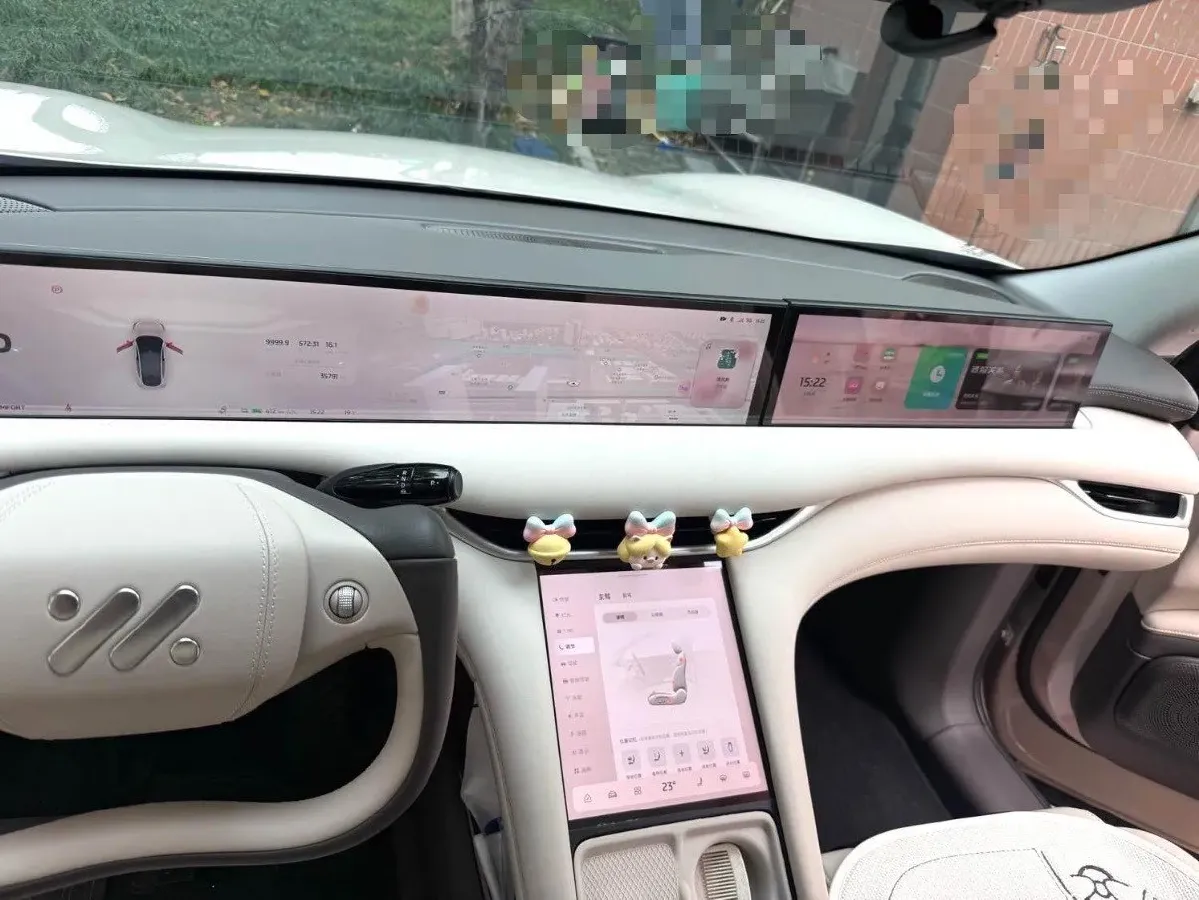 2023 IM LS6 BEV 71KWH,autocango,china used car exporter,china ev exporter,chinese used car exporter,chinese used ev exporter