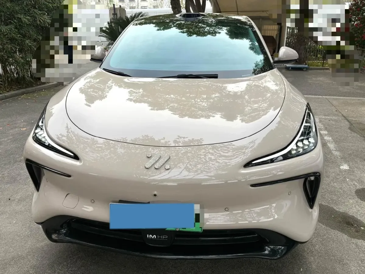 2023 IM LS6 BEV 71KWH,autocango,china used car exporter,china ev exporter,chinese used car exporter,chinese used ev exporter