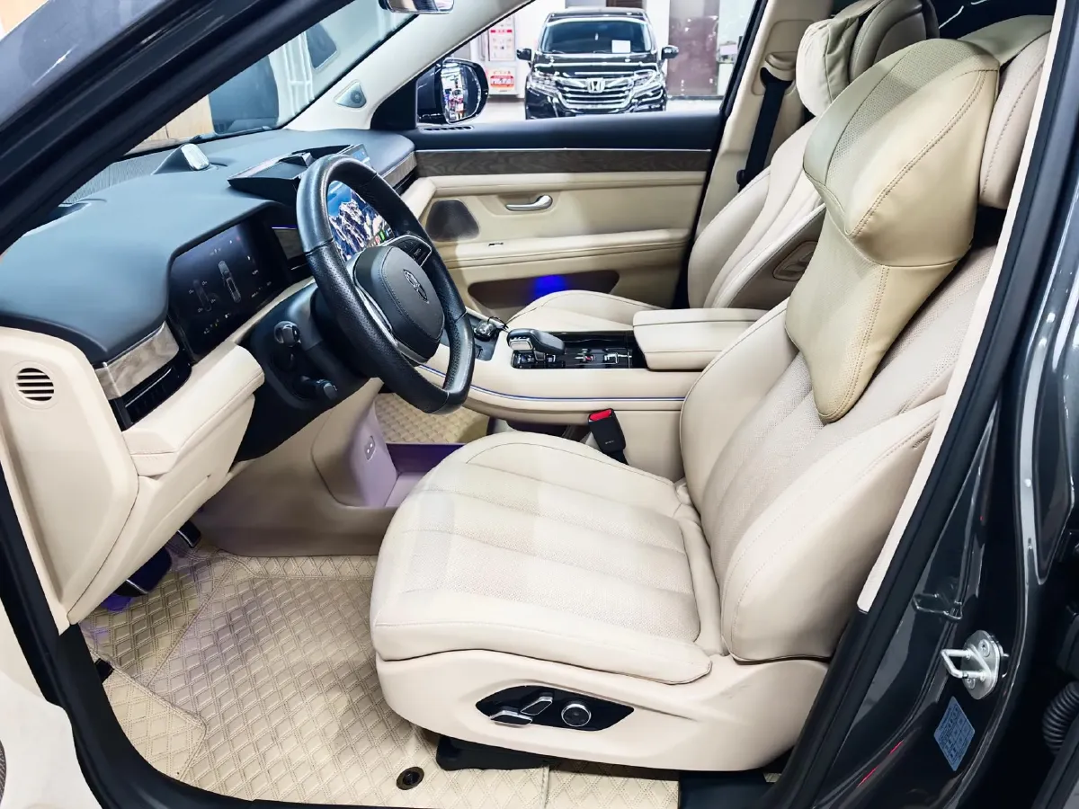 2022 Infiniti Q50L 2.0T 211HP L4 7AT,autocango,china used car exporter,china ev exporter,chinese used car exporter,chinese used ev exporter