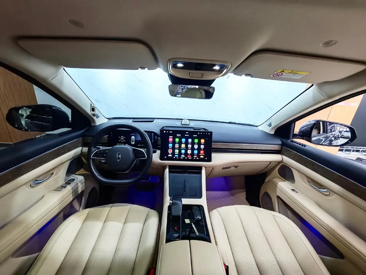 2022 Infiniti Q50L 2.0T 211HP L4 7AT,autocango,china used car exporter,china ev exporter,chinese used car exporter,chinese used ev exporter