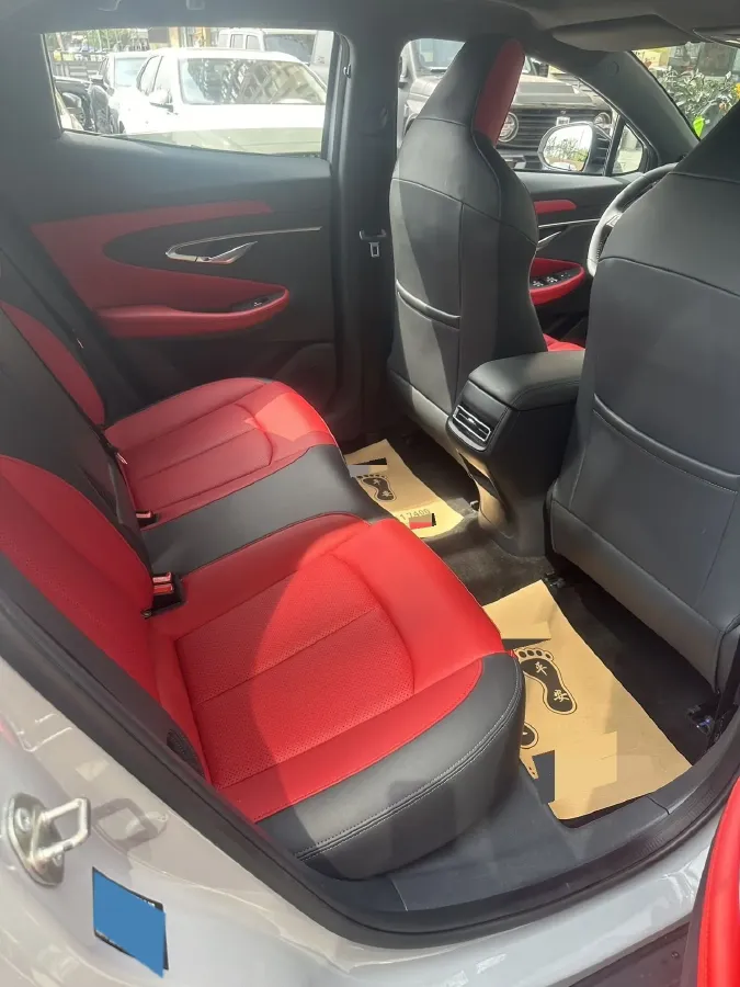 2020 ChangAn UNI-T 1.5T 180HP L4 7DCT,autocango,china used car exporter,china ev exporter,chinese used car exporter,chinese used ev exporter