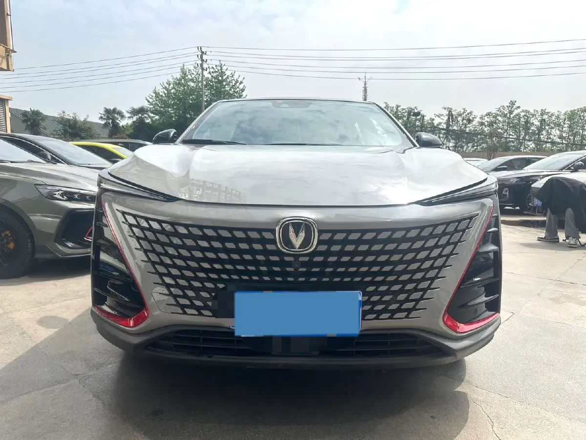 2020 ChangAn UNI-T 1.5T 180HP L4 7DCT,autocango,china used car exporter,china ev exporter,chinese used car exporter,chinese used ev exporter