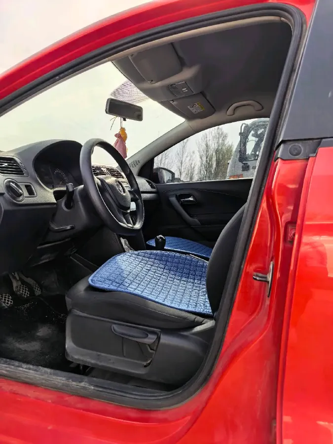 2016 Volkswagen Polo 1.4L 90HP L4 5MT,autocango,china used car exporter,china ev exporter,chinese used car exporter,chinese used ev exporter