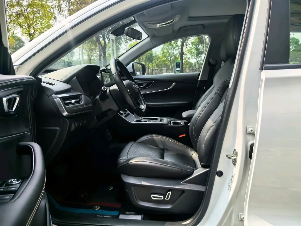 2020 Chery Tiggo 8 1.6T 197HP L4 7DCT,autocango,china used car exporter,china ev exporter,chinese used car exporter,chinese used ev exporter