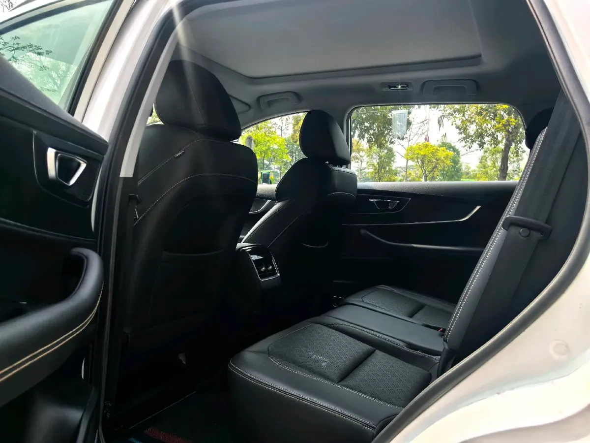 2020 Chery Tiggo 8 1.6T 197HP L4 7DCT,autocango,china used car exporter,china ev exporter,chinese used car exporter,chinese used ev exporter