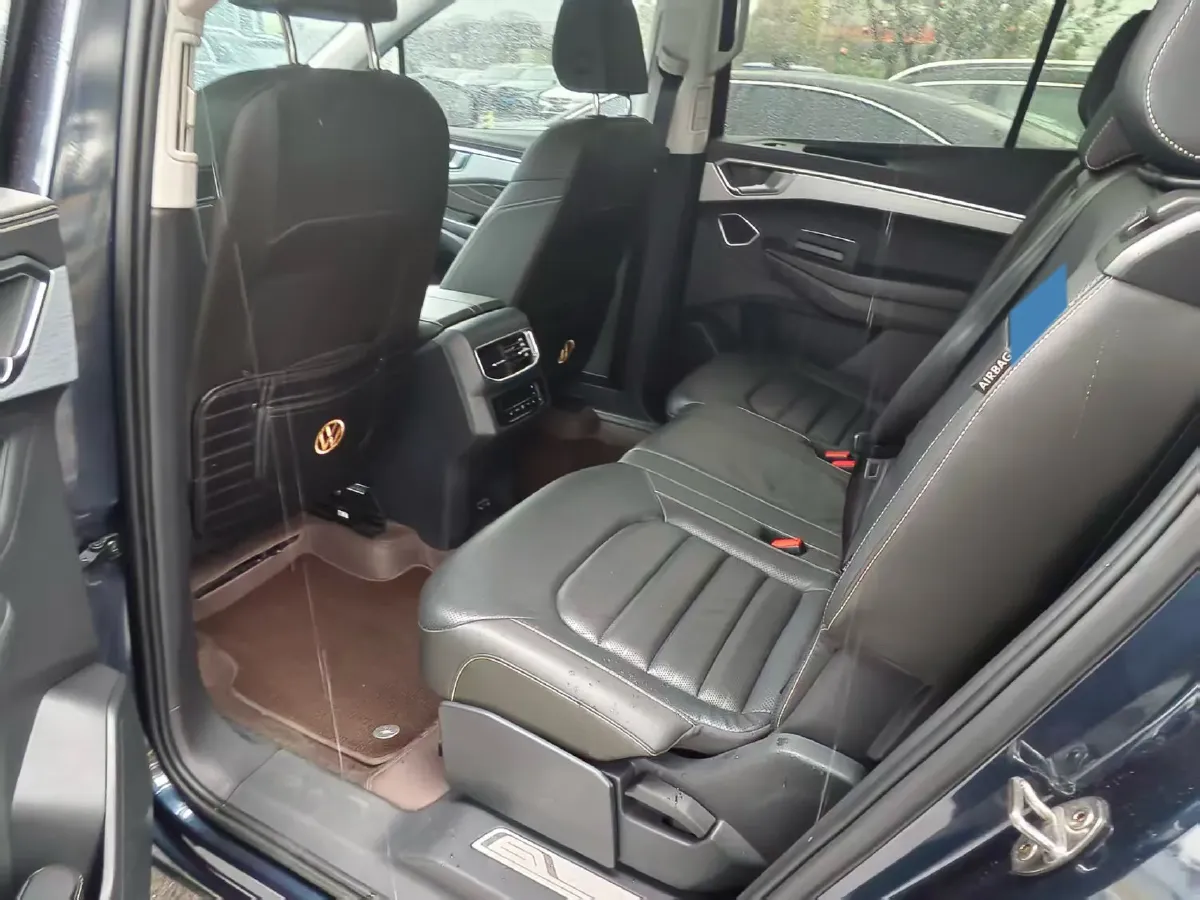 2021 Volkswagen Talagon 2.0T 220HP L4 7DCT,autocango,china used car exporter,china ev exporter,chinese used car exporter,chinese used ev exporter