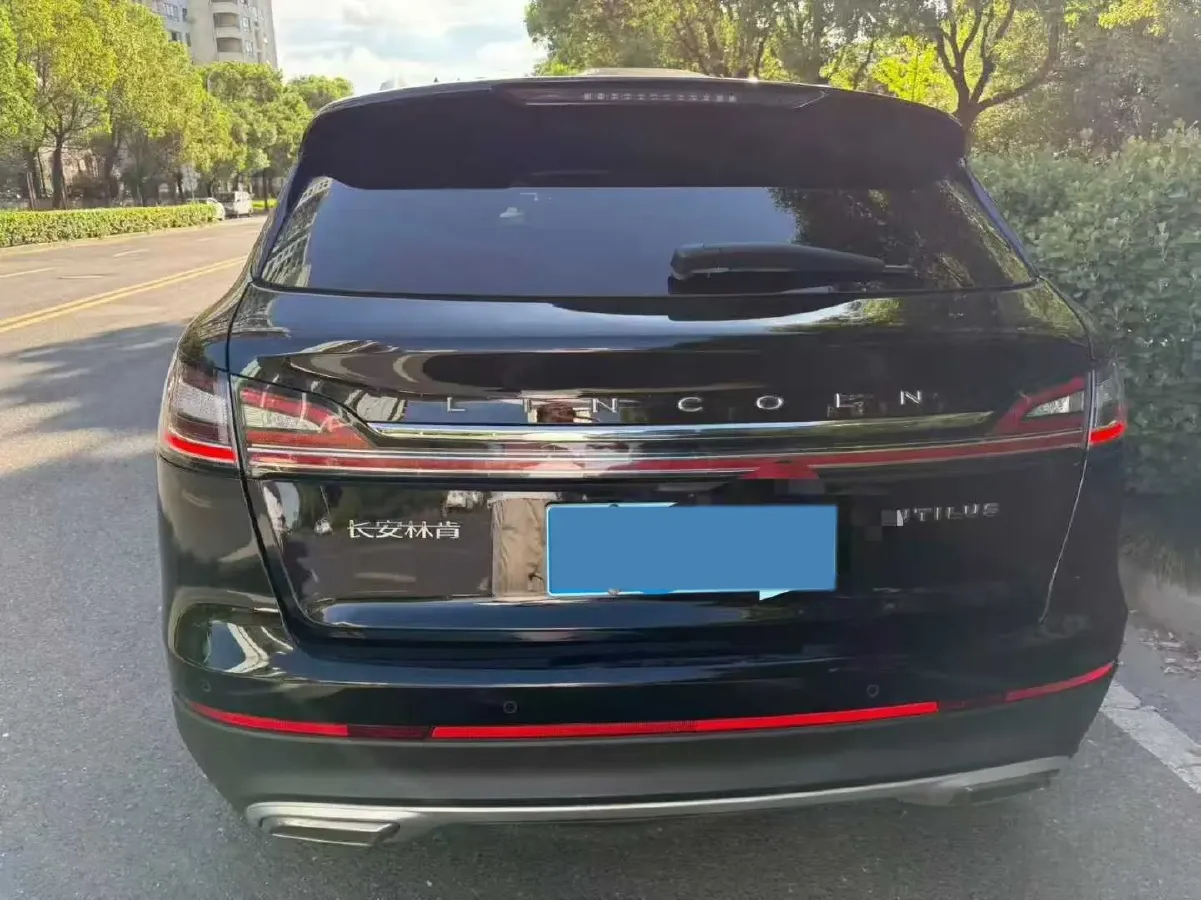 2021 Lincoln Nautilus 2.0T 245HP L4 8AT,autocango,china used car exporter,china ev exporter,chinese used car exporter,chinese used ev exporter