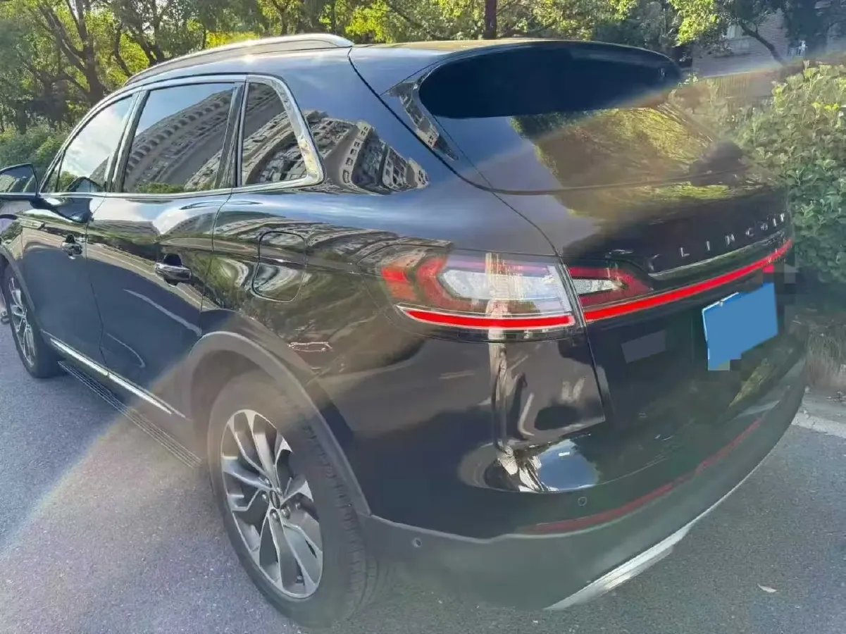 2021 Lincoln Nautilus 2.0T 245HP L4 8AT,autocango,china used car exporter,china ev exporter,chinese used car exporter,chinese used ev exporter