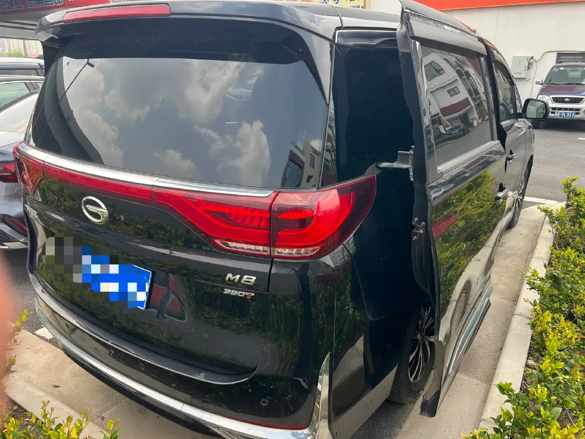 2021 GAC Trumpchi M8 2.0T 252HP L4 8AT,autocango,china used car exporter,china ev exporter,chinese used car exporter,chinese used ev exporter