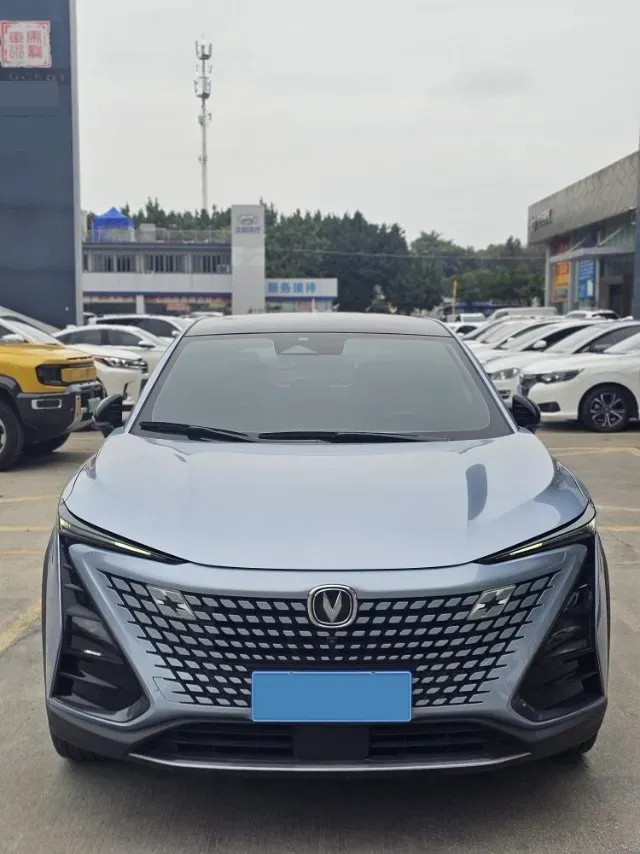 2022 ChangAn UNI-T 1.5T 188HP L4 7DCT,autocango,china used car exporter,china ev exporter,chinese used car exporter,chinese used ev exporter