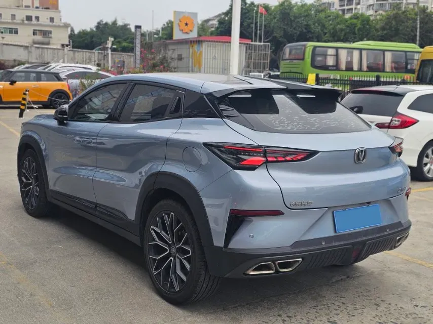 2022 ChangAn UNI-T 1.5T 188HP L4 7DCT,autocango,china used car exporter,china ev exporter,chinese used car exporter,chinese used ev exporter